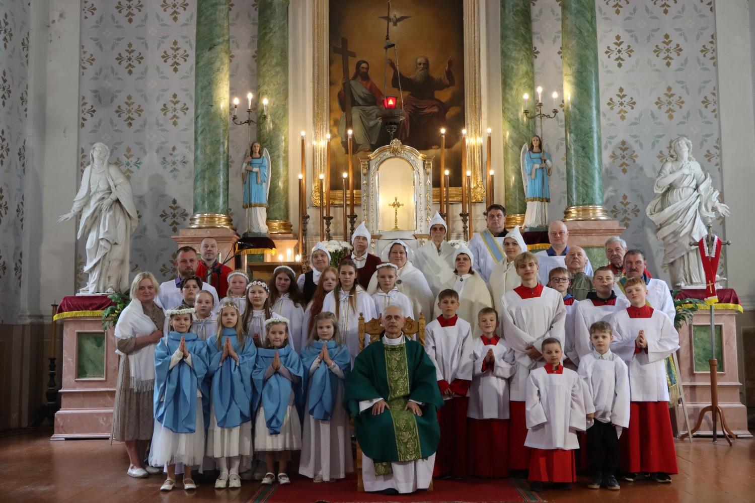 procesijas dalībnieki