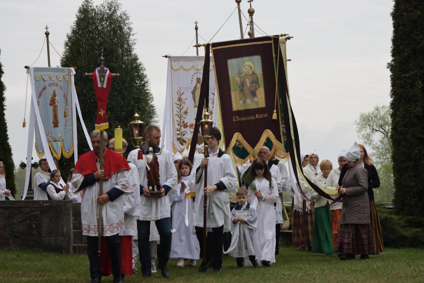 2025. gada Lieldienas Vārkavas draudzē