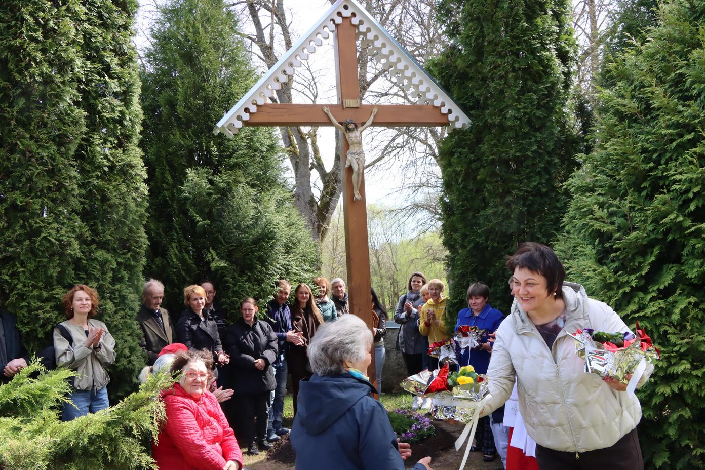 Krucifiksa tapšanā iesaistīto sumināšana
