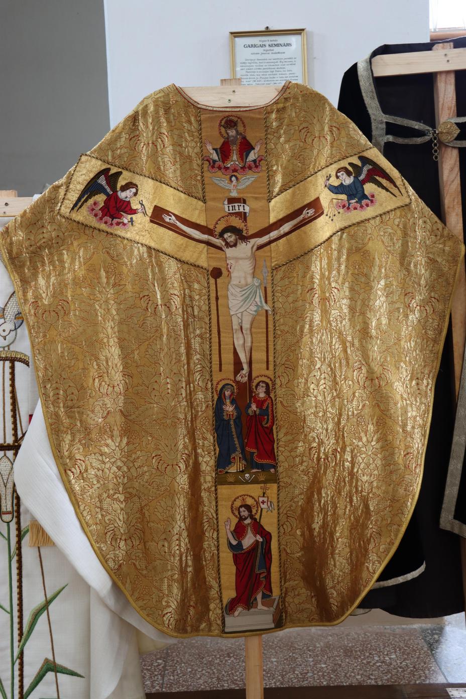 Lieldienu ornāts