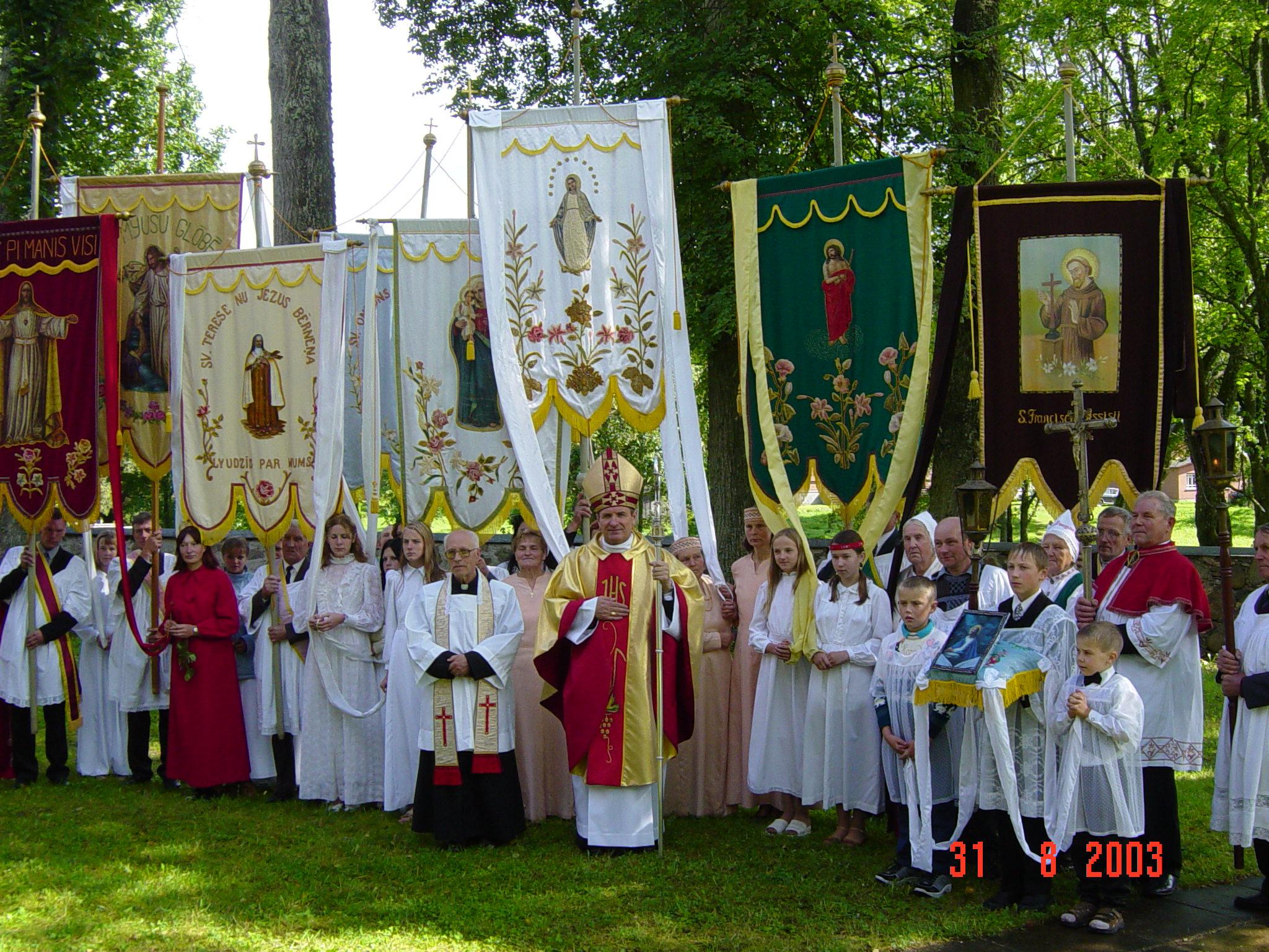 bīskapa Jāņa Bula vizitācija Vārkavas baznīcā